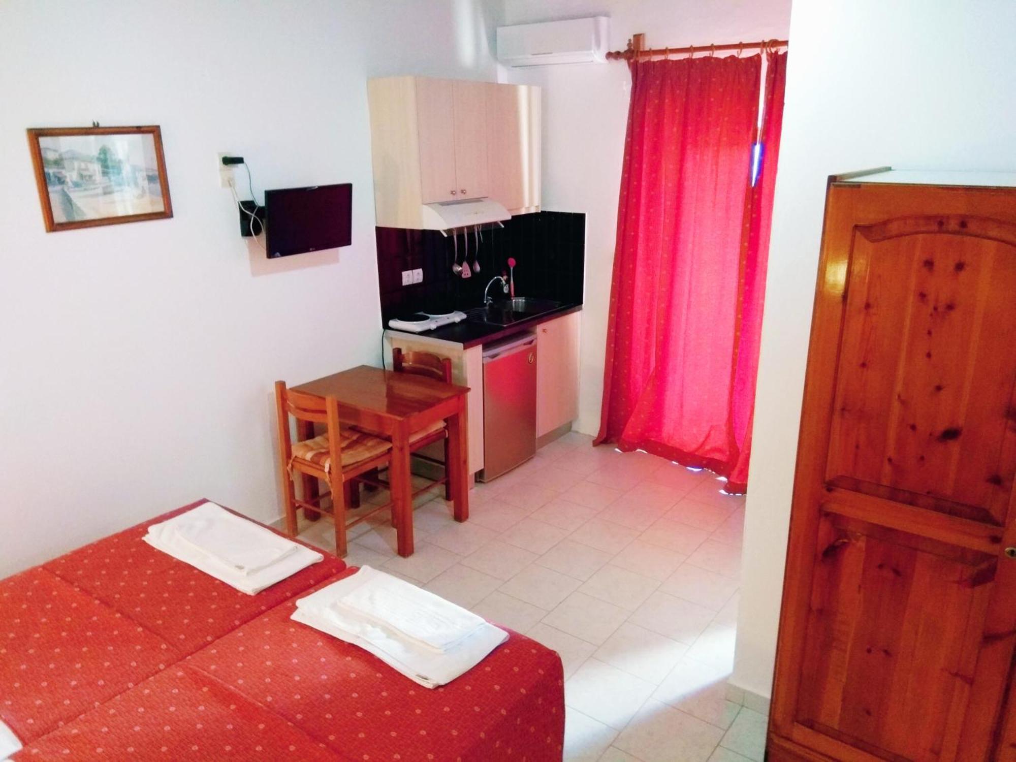 Aparthotel Giorgos Platanias (Crete)