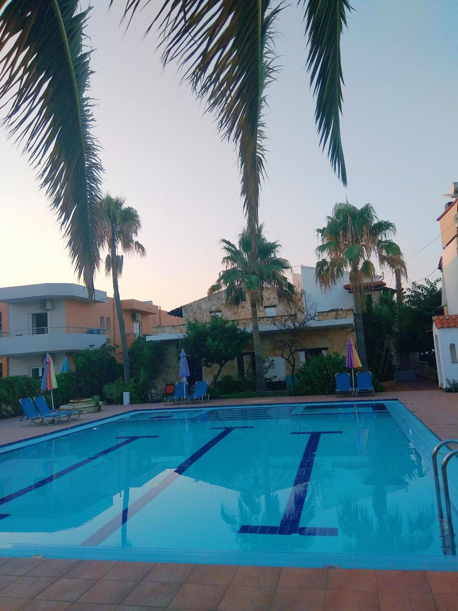 Giorgos 3* Platanias (Crete)