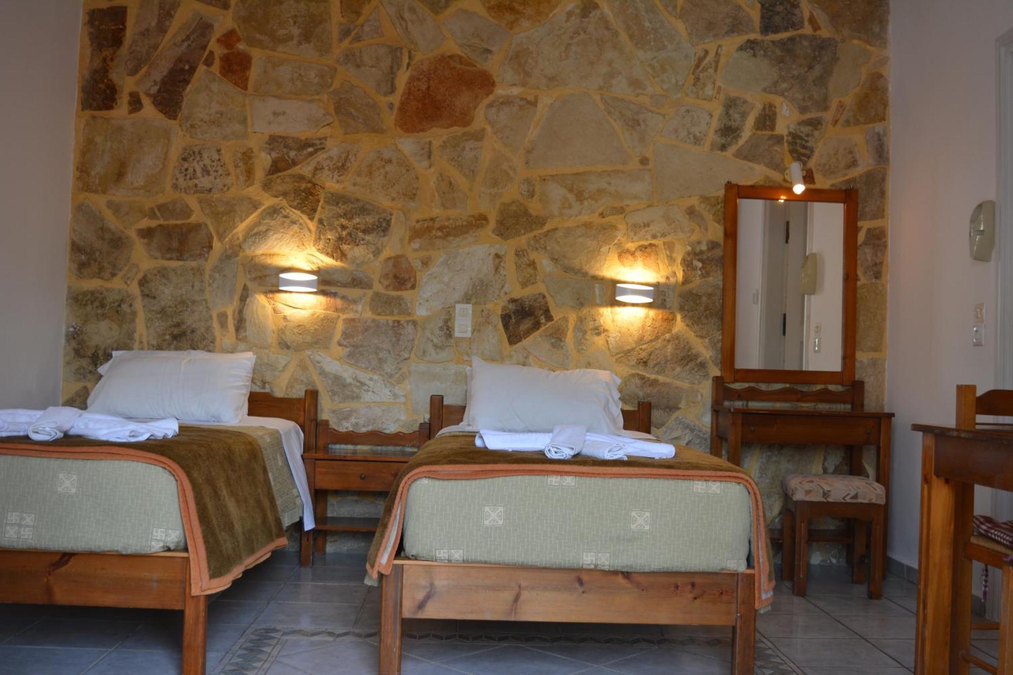 Giorgos Aparthotel 3*